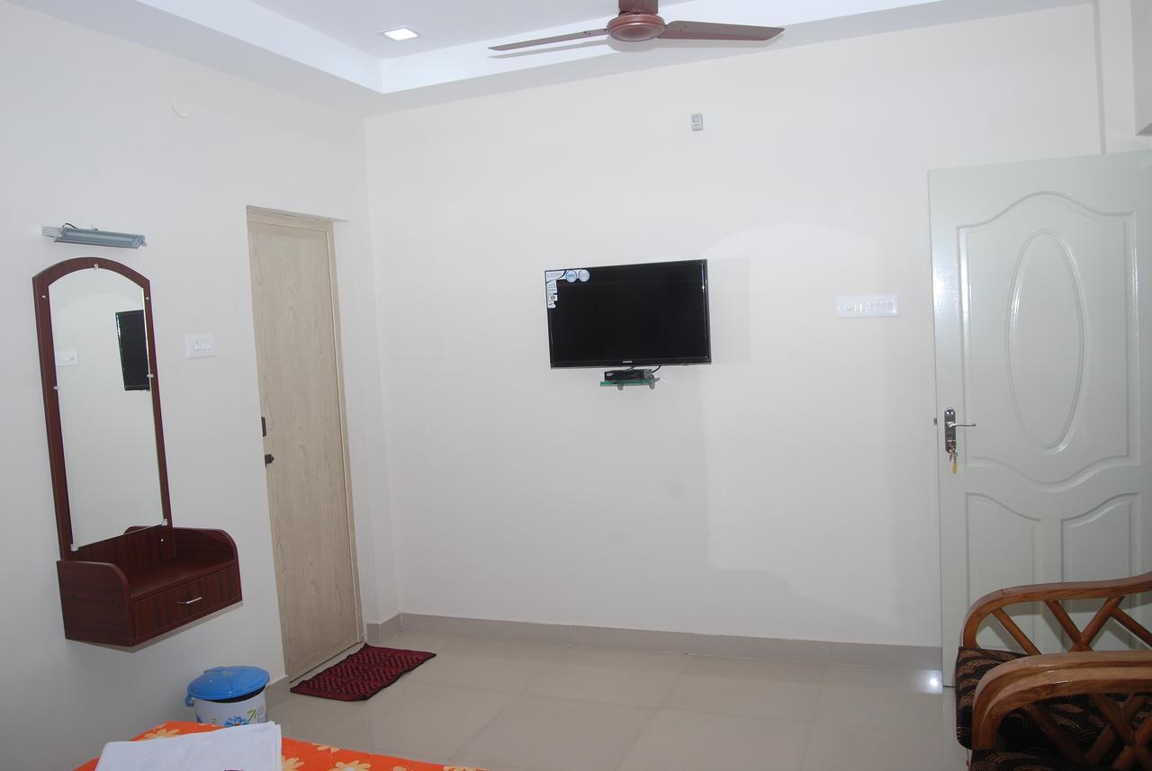 Chakraa Residency Otel Ramanathapuram Dış mekan fotoğraf